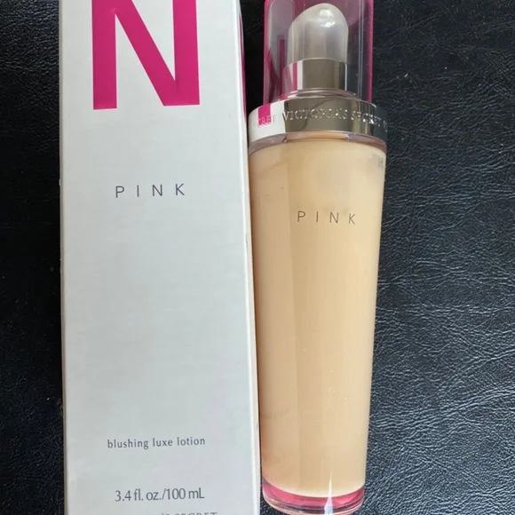 Never Used!!!  Victoria's Secret PINK Blushing Luxe Lotion (Original!) - Picture 2 of 3